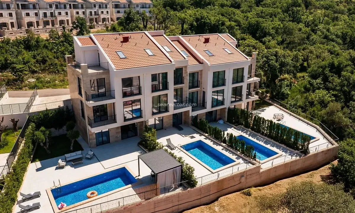 Sale, house, 223m², Reževići, Budva