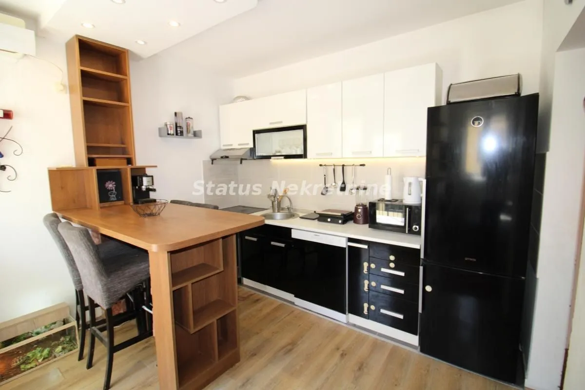 Prodaja, jednosoban stan, 33m², Sajmište, Novi Sad