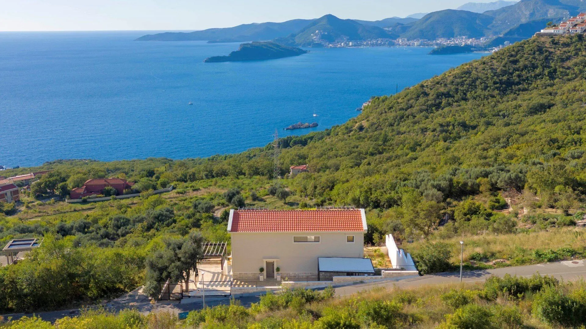 Sale, house, 420m², Blizikuće, Budva