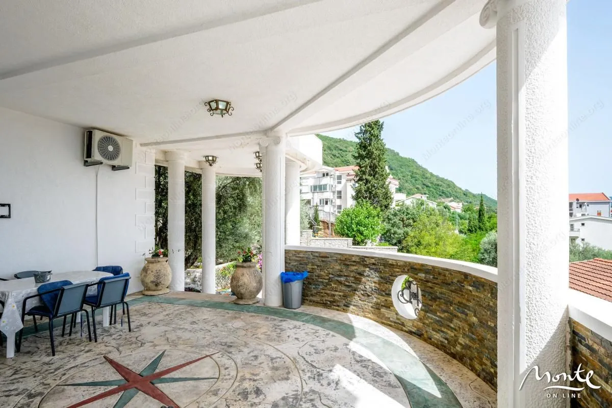 Sale, house, 560m², Petrovac, Budva
