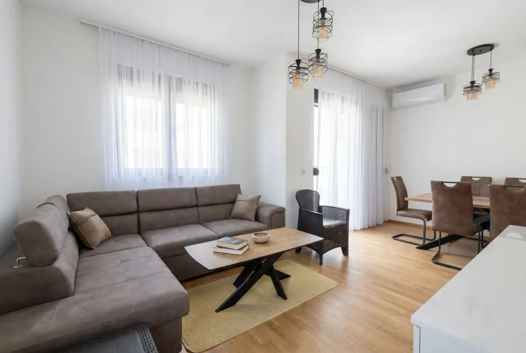 Prodaja, dvosoban stan, 52m², Budva, Crna Gora
