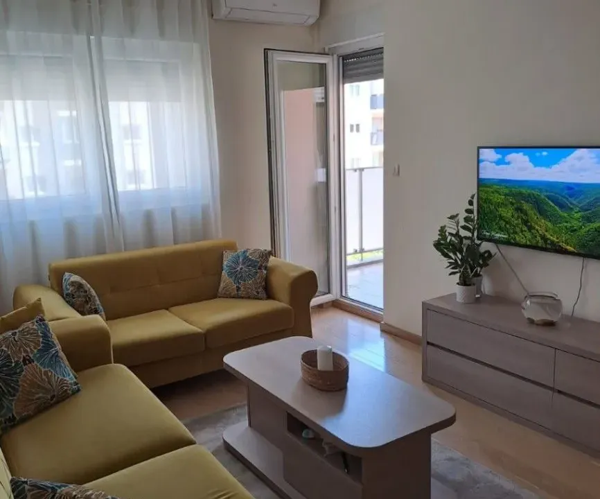 Prodaja, dvosoban stan, 72m², City Kvart, Podgorica