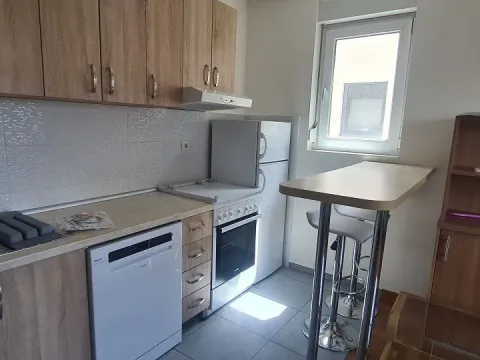 Rent, one bedroom apartment, 25m², Lekino Brdo, Voždovac Sve Podlokacije - image 5