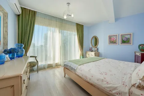 Sale, house, 207m², Sveti Stefan, Budva - image 9