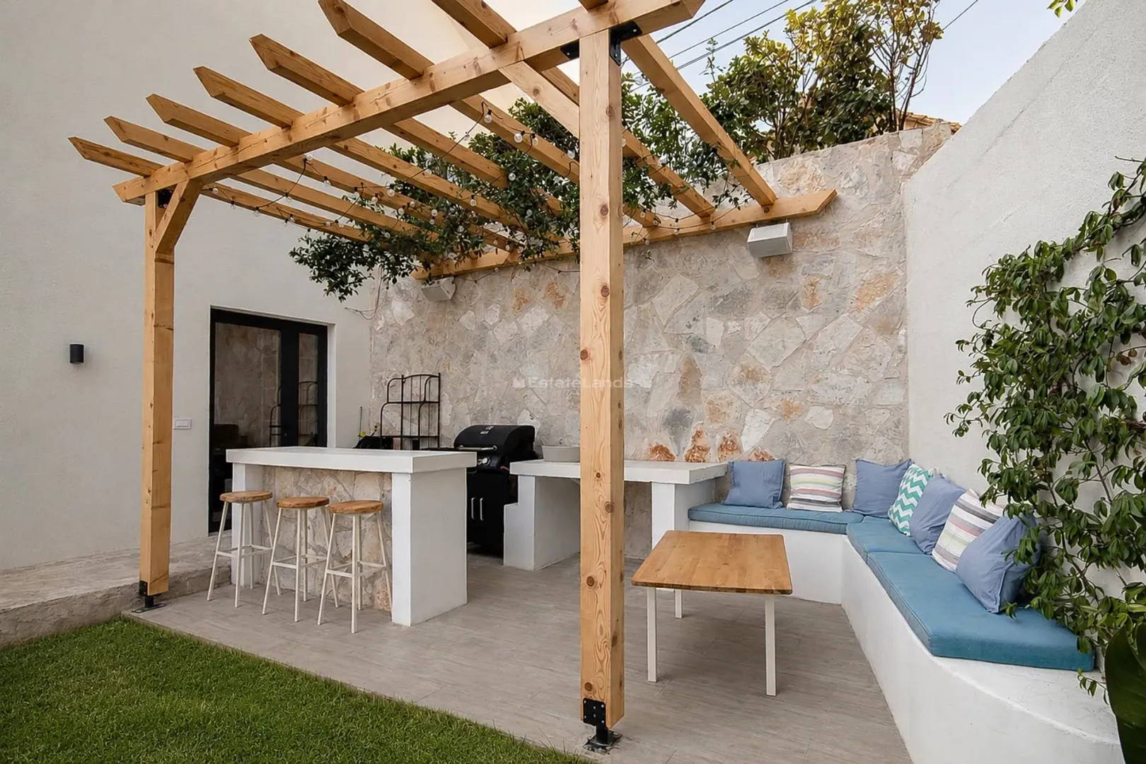 Prodaja, kuća, 220m², Tripovići, Tivat