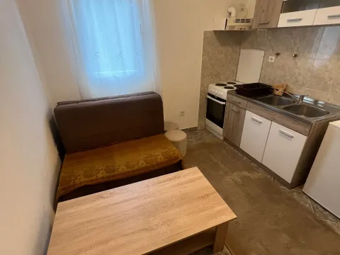 Rent, one bedroom apartment, 35m², Bjeliši, Bar - image 4
