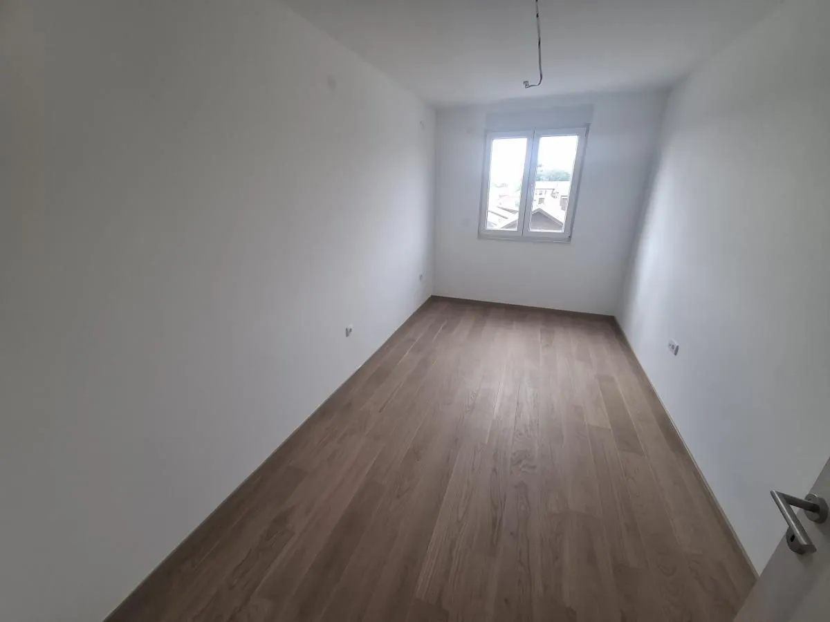 Prodaja, dvosoban stan, 58m², Salajka, Novi Sad Sve Podlokacije