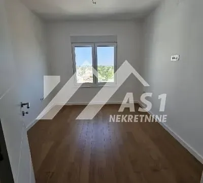 Prodaja, stan, 123m², Salajka, Novi Sad Sve Podlokacije - image 4