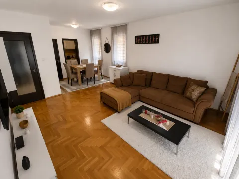 Prodaja, jednosoban stan, 60m², Zagorič, Podgorica - image 2