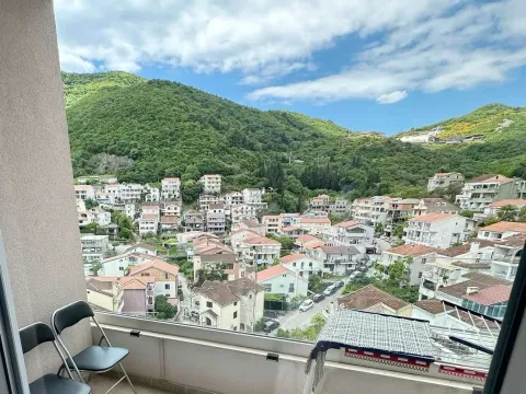 Prodaja, trosoban stan, 107m², Budva, Crna Gora - image 10
