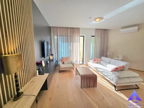 Prodaja, dvosoban stan, 79m², Bečići, Budva - image 3