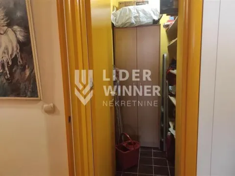 Prodaja, trosoban stan, 84m², Čukarička Padina, Beograd - image 7