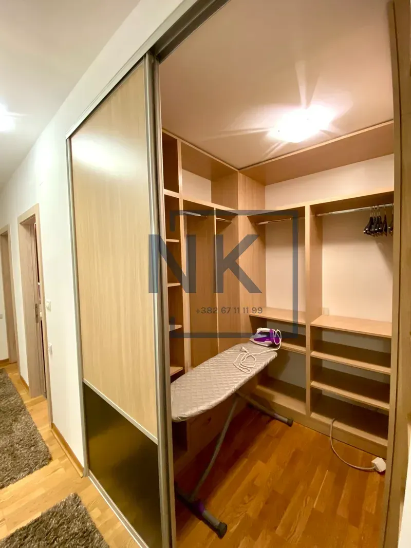Izdavanje, trosoban stan, 120m², City Kvart, Podgorica
