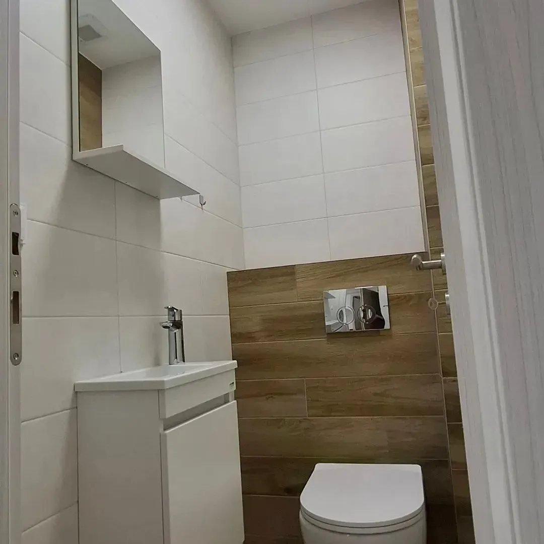 Izdavanje, trosoban stan, 100m², Zagorič, Podgorica
