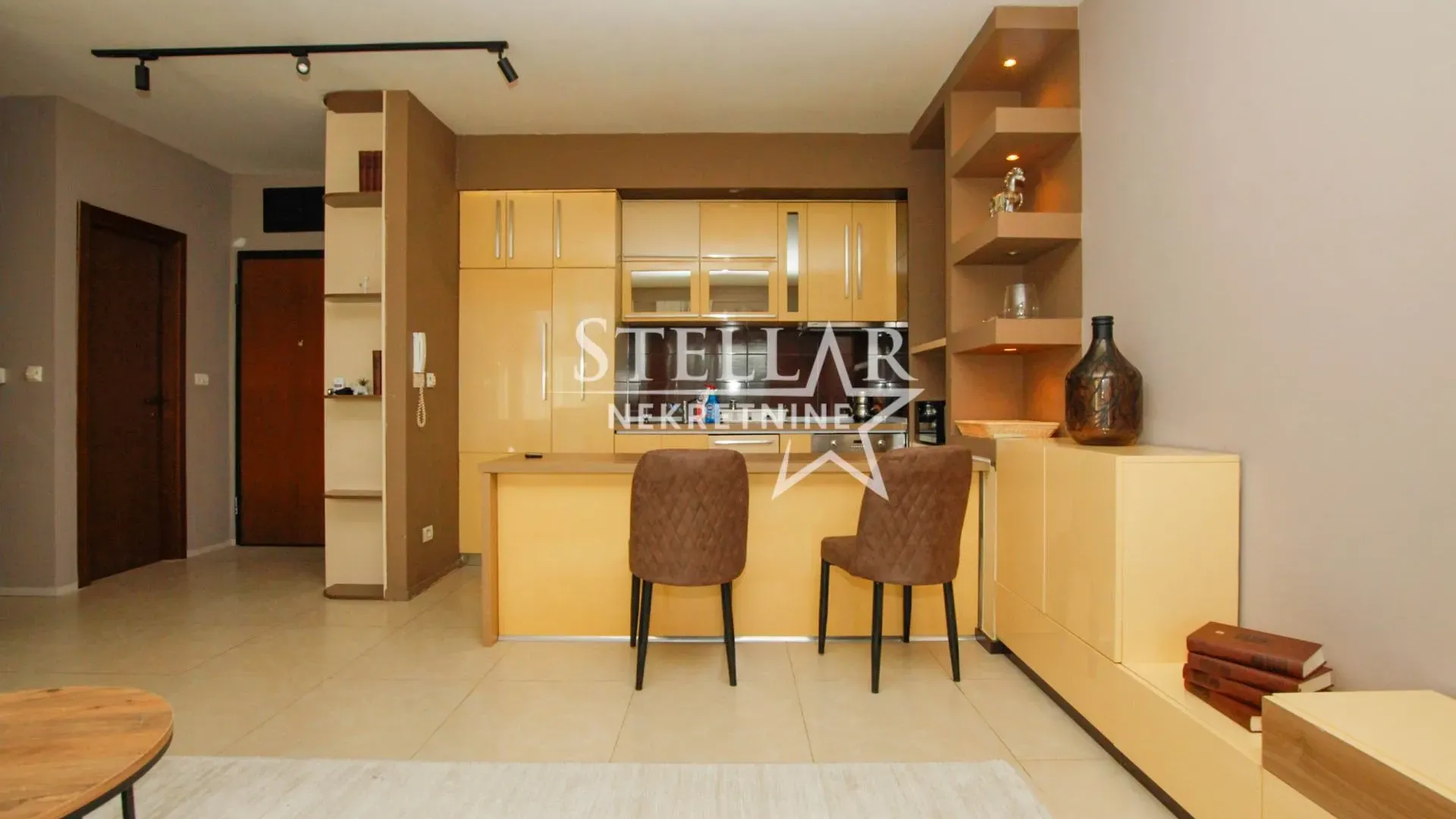 Rent, two bedroom apartment, 68m², City Kvart, Podgorica