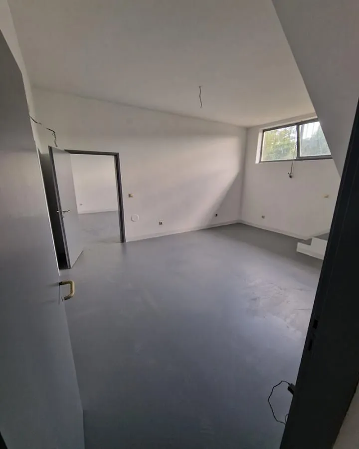 Rent, office space, 52m², Zemun Kalvarija, Zemun Sve Podlokacije