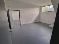 Izdavanje, poslovni prostor, 52m², Zemun Kalvarija, Zemun Sve Podlokacije - image 3