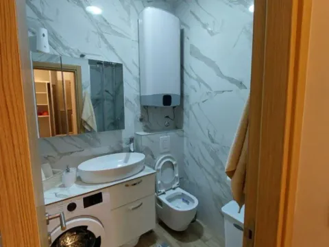 Izdavanje, jednosoban stan, 50m², Pobrežje, Podgorica - image 9