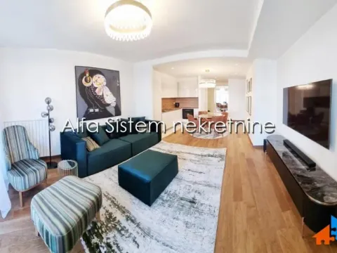 Izdavanje, trosoban stan, 83m², Savski Venac, Beograd