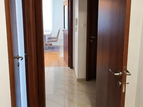 Prodaja, dvosoban stan, 64m², Pobrežje, Podgorica - image 8