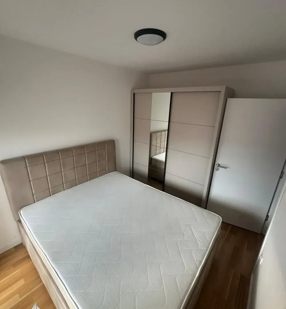 Izdavanje, trosoban stan, 57m², Kaludjerica, Grocka