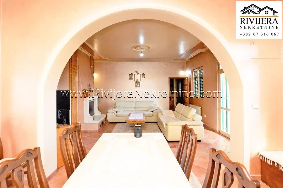 Prodaja, kuća, 320m², Bijela, Herceg Novi