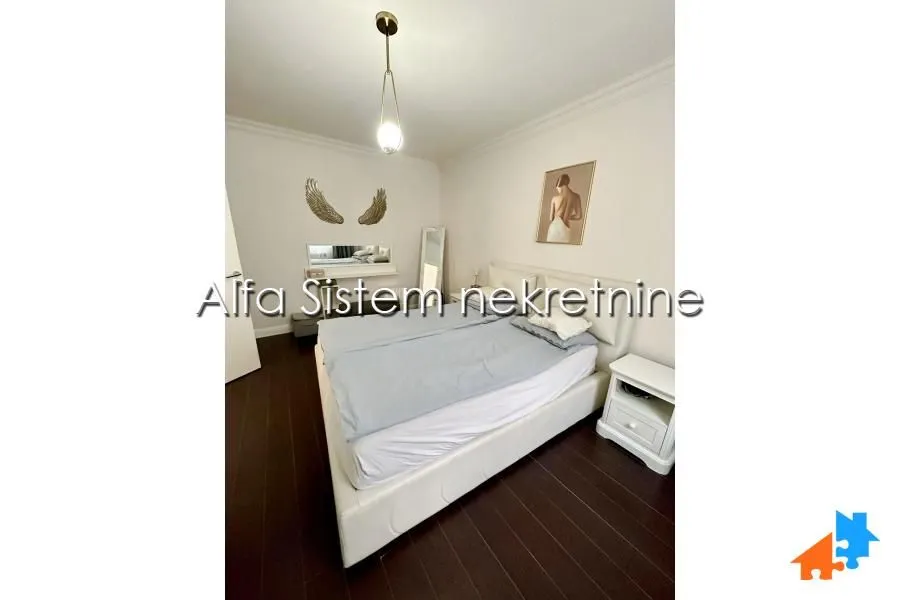 Rent, two bedroom apartment, 64m², Sava Mala, Beograd