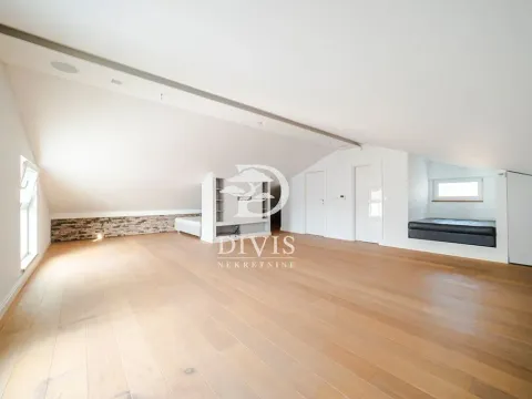 Sale, four bedroom apartment, 330m², Južni Bulevar, Vračar Sve Podlokacije - image 5