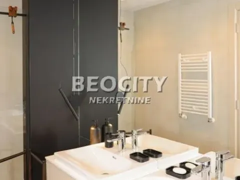 Izdavanje, četvorosoban stan, 160m², Beograd Na Vodi, Beograd - image 23