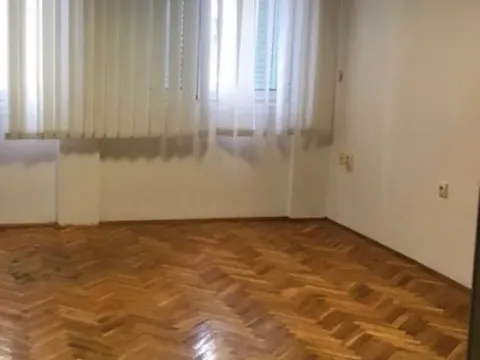 Rent, studio apartment, 36m², Centar, Podgorica