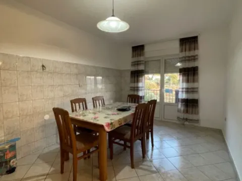 Izdavanje, dvosoban stan, 60m², Burtaiši, Bar - image 12