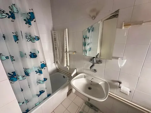 Sale, two bedroom apartment, 82m², Lazi, Budva - image 5