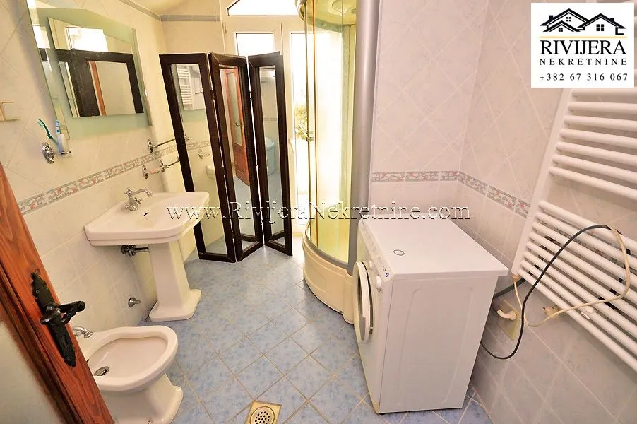 Prodaja, trosoban stan, 128m², Topla, Herceg Novi