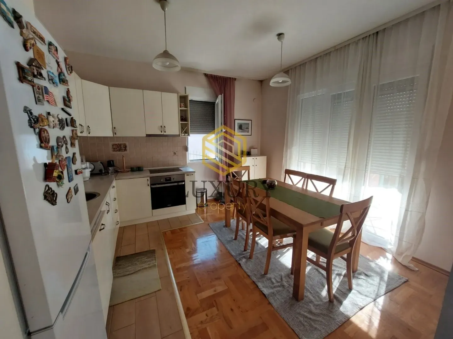 Izdavanje, kuća, 120m², Tološi, Podgorica