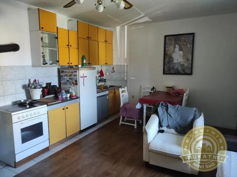 Prodaja, kuća, 152m², Futog, Novi Sad Sve Podlokacije