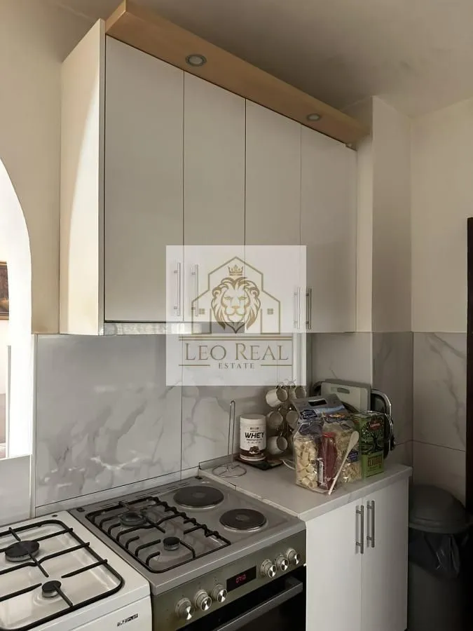 Prodaja, kuća, 400m², Surčin, Beograd
