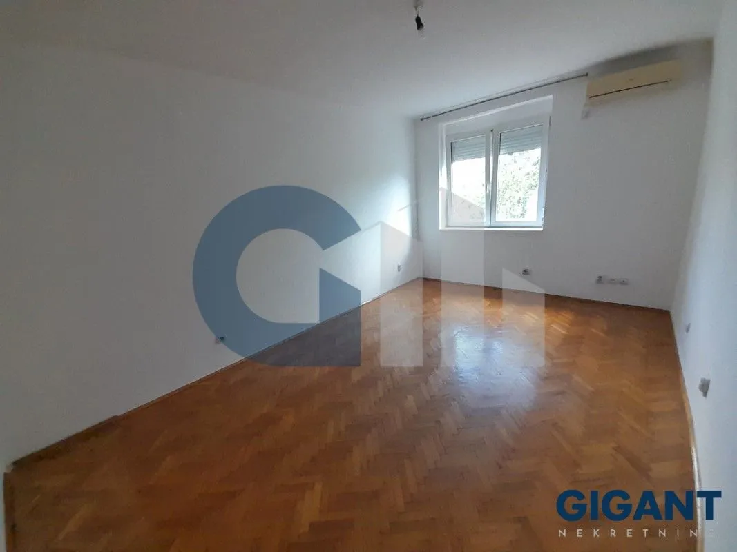 Prodaja, jednosoban stan, 35m², Lekino Brdo, Voždovac Sve Podlokacije