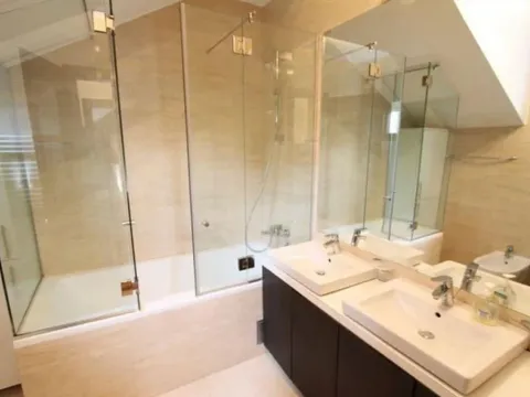 Izdavanje, stan, 200m², Senjak, Beograd - image 14