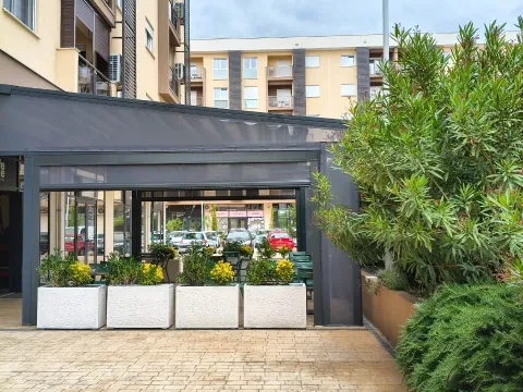 Prodaja, jednosoban stan, 46m², City Kvart, Podgorica - image 16