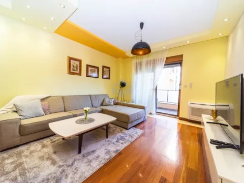 Izdavanje, dvosoban stan, 75m², Centar, Podgorica - image 3