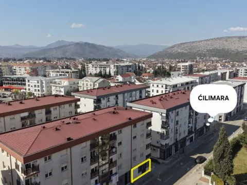 Rent, office space, 92m², Nova Dalmatinska, Podgorica - image 16