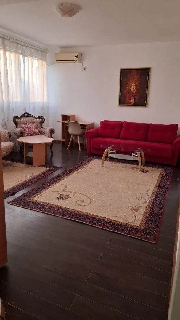 Izdavanje, jednosoban stan, 58m², Centar, Podgorica