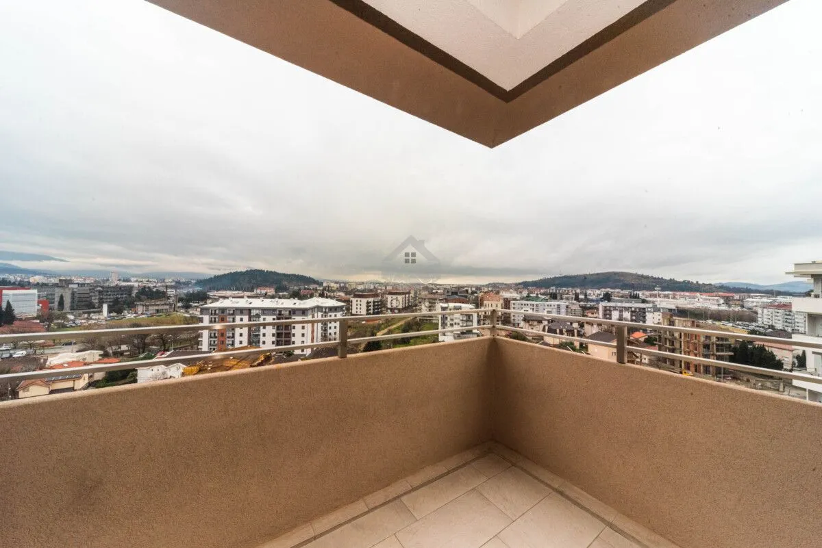 Rent, two bedroom apartment, 71m², Central Point, Podgorica