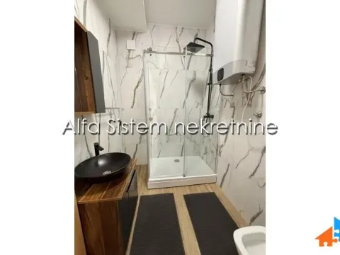 Rent, apartment, 200m², Savski Venac, Beograd - image 18