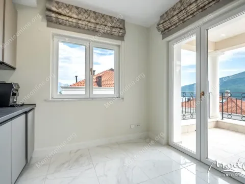 Sale, three bedroom apartment, 125m², Đenovići, Herceg Novi - image 20