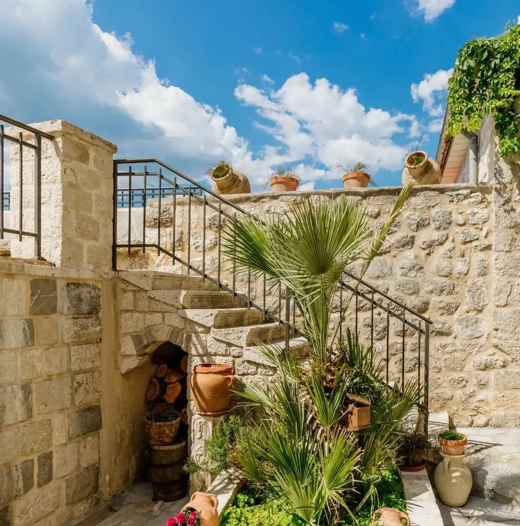 Prodaja, kuća, 370m², Kotor, Crna Gora