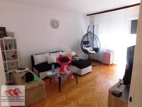 Izdavanje, dvosoban stan, 51m², Aerodrom, Kragujevac - image 2
