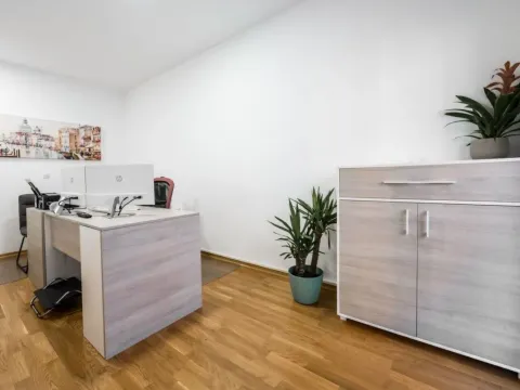 Rent, two bedroom apartment, 68m², Stari Aerodrom, Podgorica - image 17