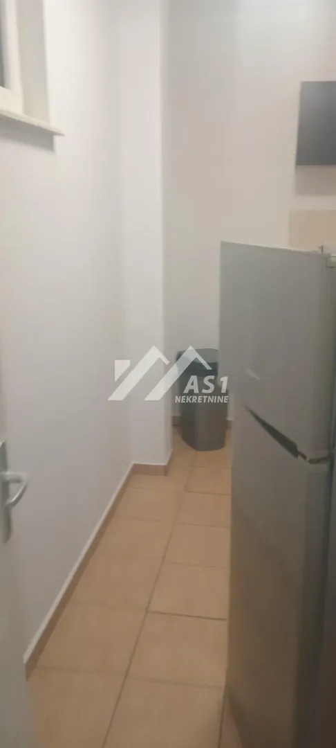 Izdavanje, jednosoban stan, 34m², Detelinara, Novi Sad Sve Podlokacije