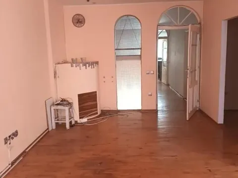 Izdavanje, kuća, 180m², Čukarica, Beograd - image 8